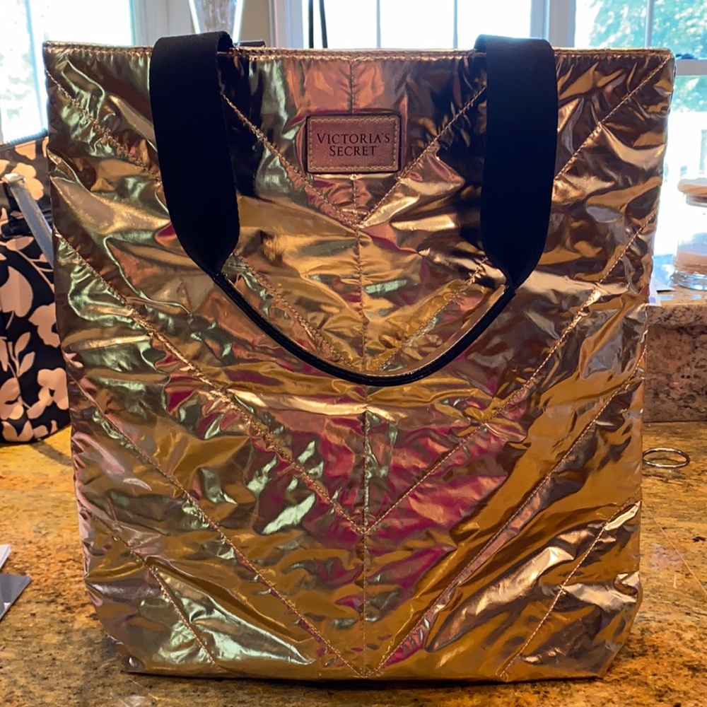 Gold tote bag